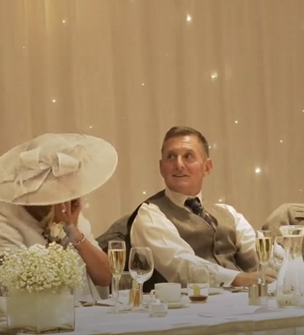 Couple stunned by best man's 'hilarious punchline' during wedding speech 3