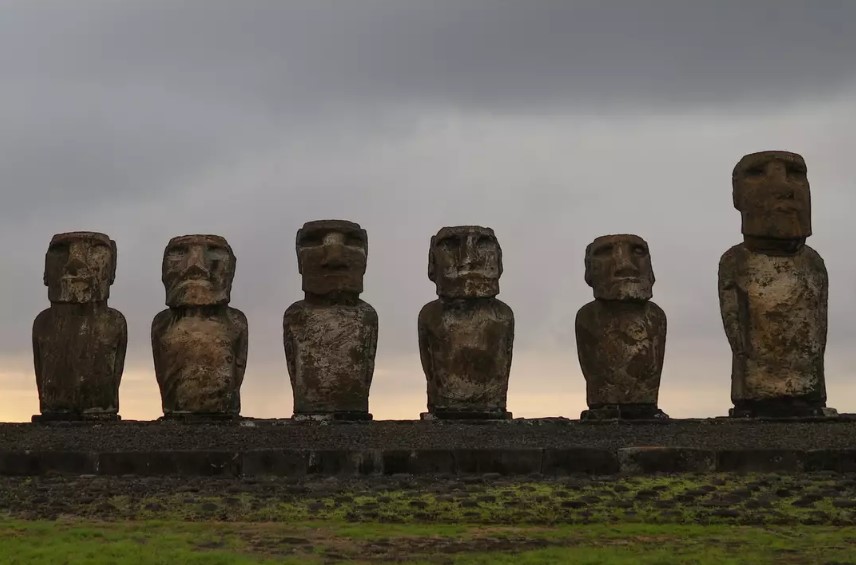 Breakthrough in unraveling Easter Island statue mystery baffling experts for centuries. Image Credit: Getty