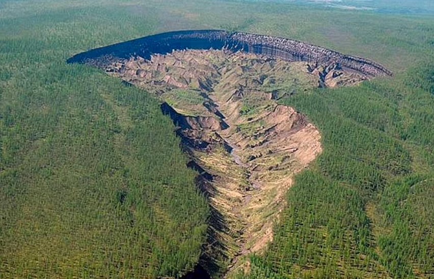 Crater releases high levels of methane and carbon gas, estimated at 4,000 to 5,000 tons yearly. Image Credit: NASA