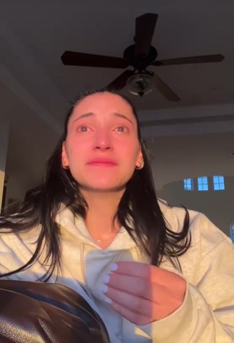 Sarah feels hopeless about her ambiguous, unstable dating experiences in New York/ Image Credit: TikTok