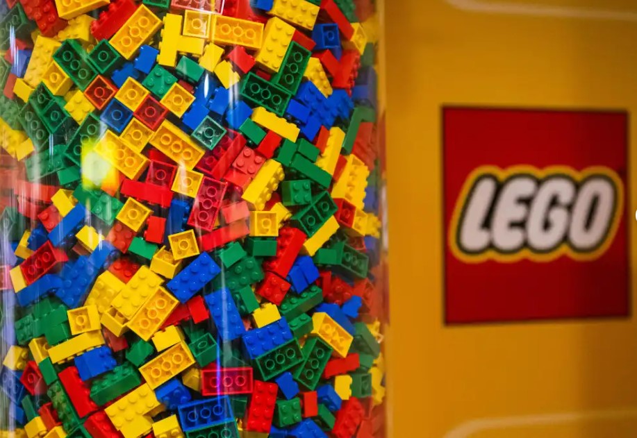 Man earns $500K in two years after investing in Legos rather than traditional investments 6