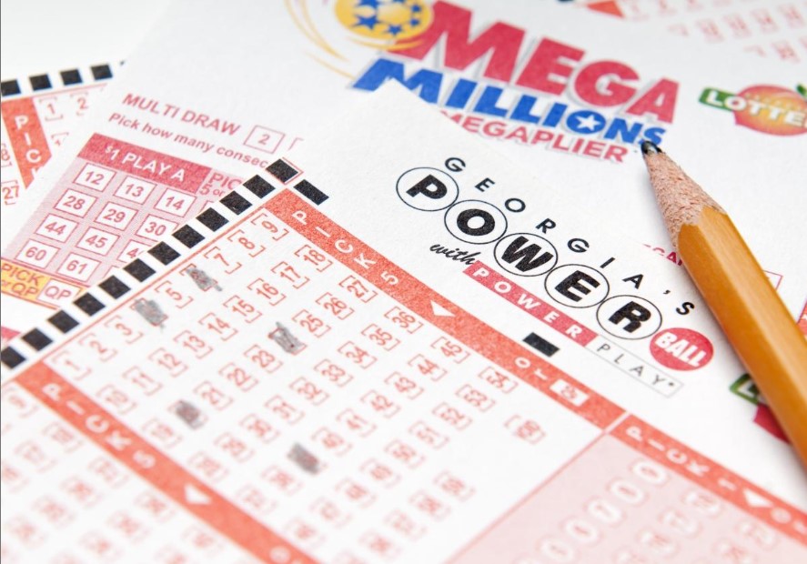 $590M lottery winner sues her son over $10M for misusing her funds 5