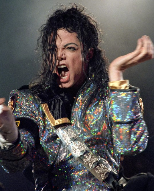 Michael Jackson's close friend reveals people sent threatening letters to take the late singer's life 1
