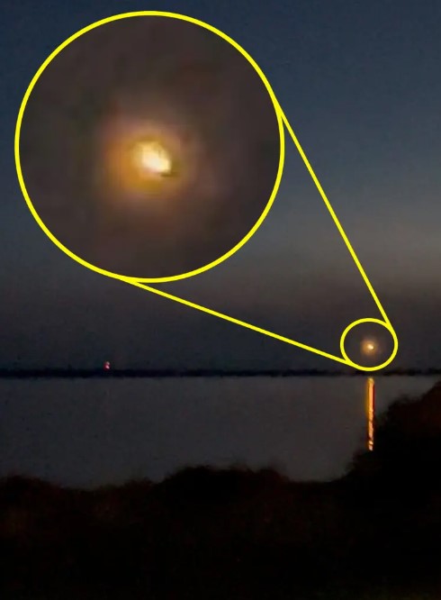 Couple spots mysterious ball-shaped objects which are supposed to be UFOs in the sky 4