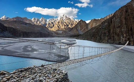 Top 9 bridges that are not built for the faint of heart 2