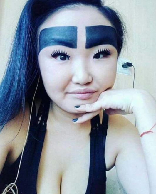 The 15 eyebrow works that anyone who sees them will want to dislike 15