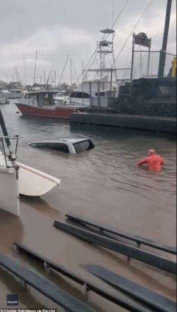 'One expensive vacation': Tourists accidentally drive into the sea while following GPS directions 1