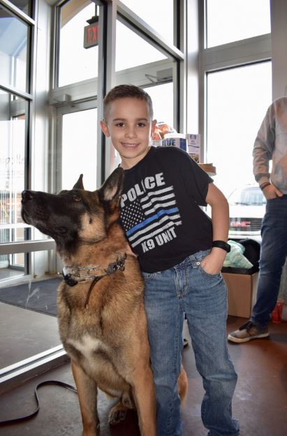 A 9-year-old boy raises over $90,000 to purchase bulletproof vests for police dogs 2