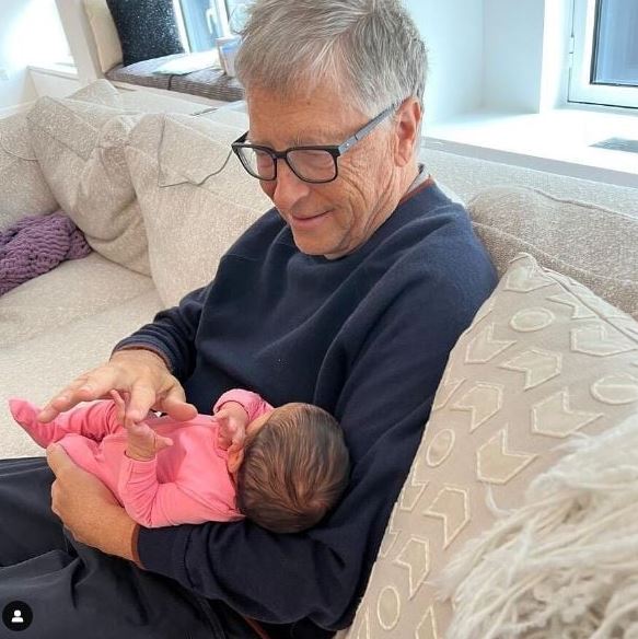 Billionaire Bill Gates excitedly posts photo with grandchildren 2