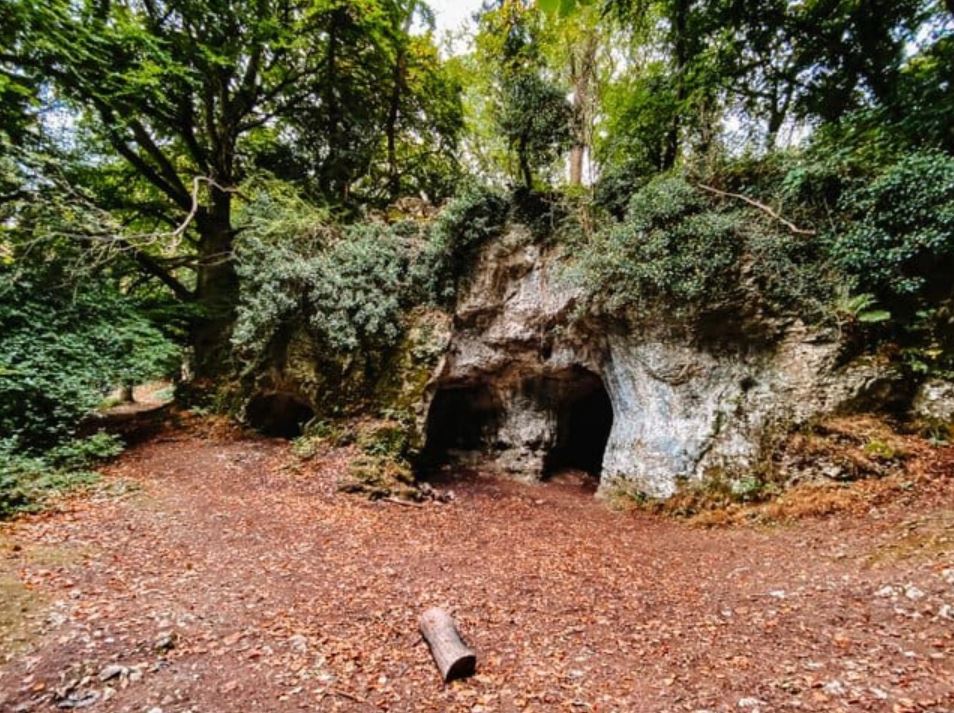 Trembling Rock weighs 137 tons, but anyone can easily move it 5