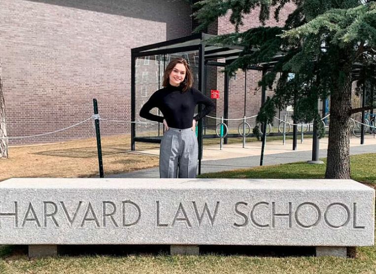 Texas Girl, 18, who was born in prison, set to study law at Harvard in the fall 4