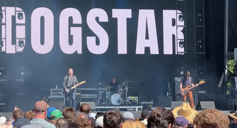 Keanu Reeves Reunites with his band Dogstar for first public show in more than 20 years 4