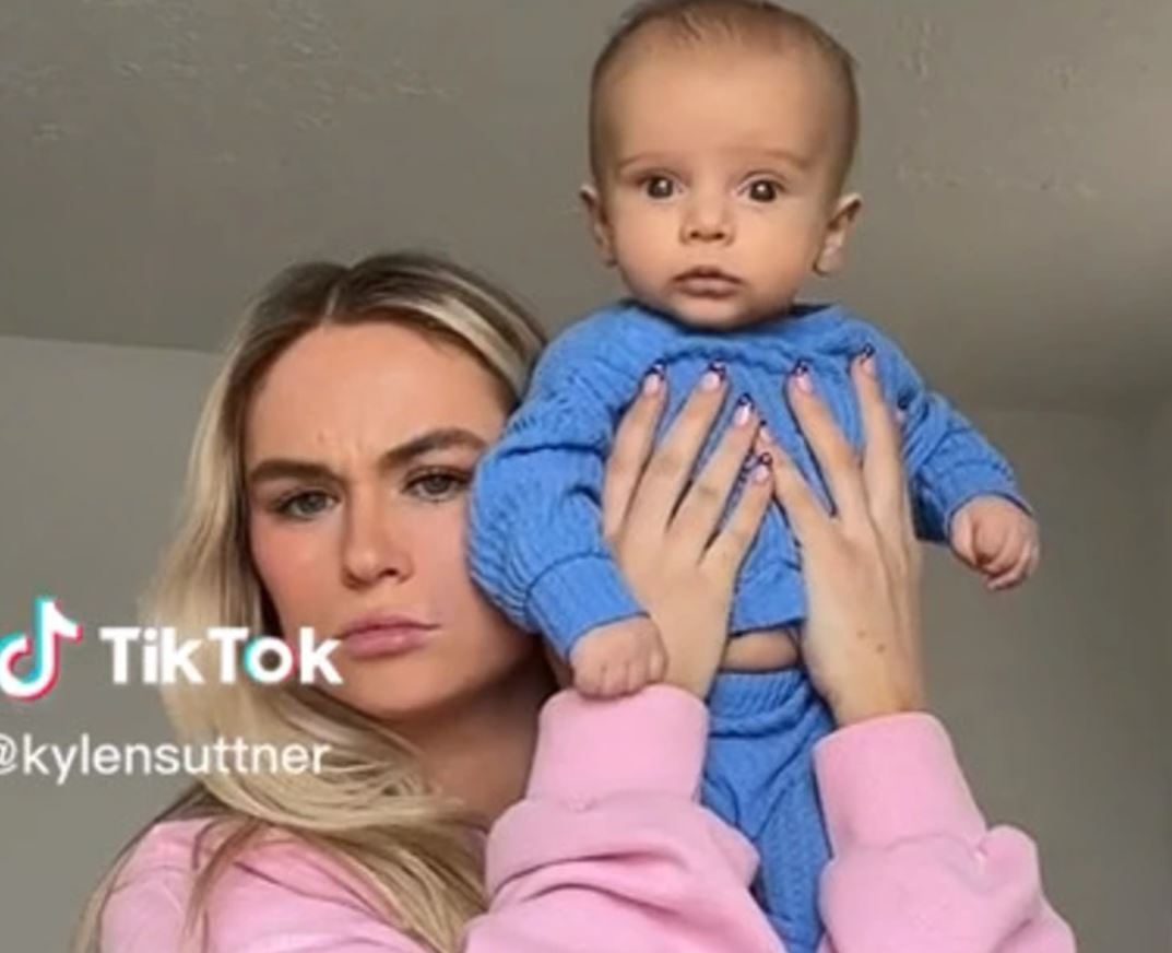 Mother gives her 4-month-old baby a fake tan because she thinks he's too pale 2