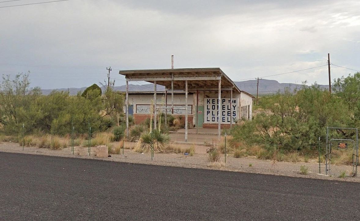 Texas ghost town abandoned in the ‘90s for sale for only $100K 3