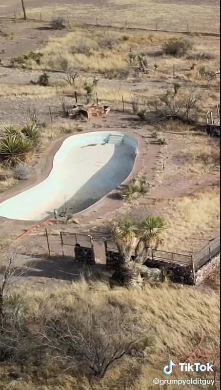 Texas ghost town abandoned in the ‘90s for sale for only $100K 4