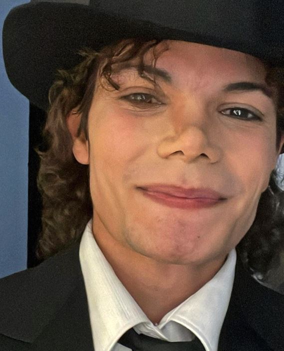 Michael Jackson lookalike asked for test of his DNA because he looks too much like the King of Pop 2