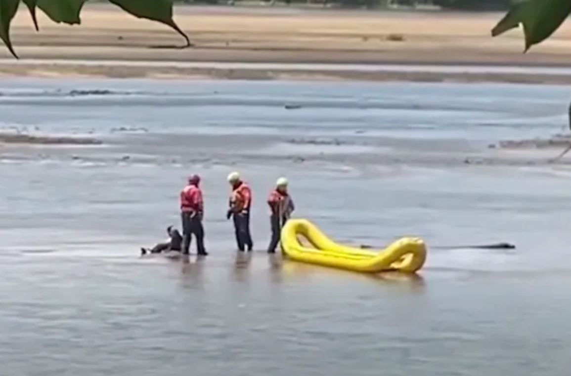 Man napping In river mistaken for floating corpse 2