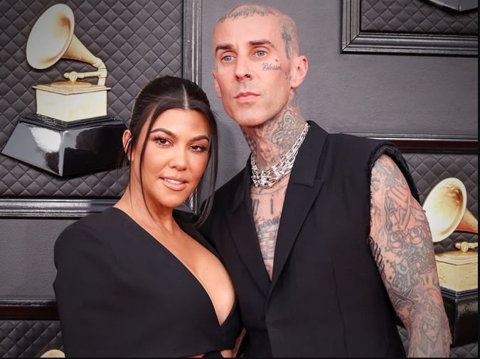 Kourtney Kardashian and Travis Barker announce baby gender 6