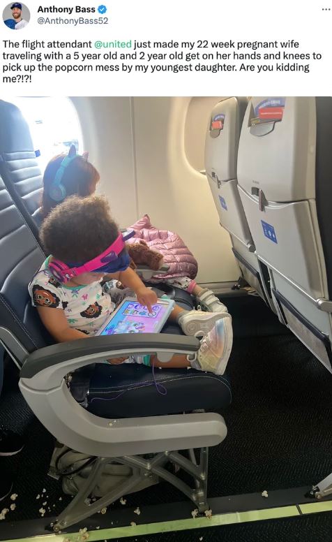 Man criticizes airline for requiring pregnant wife to clean up child's mess 1