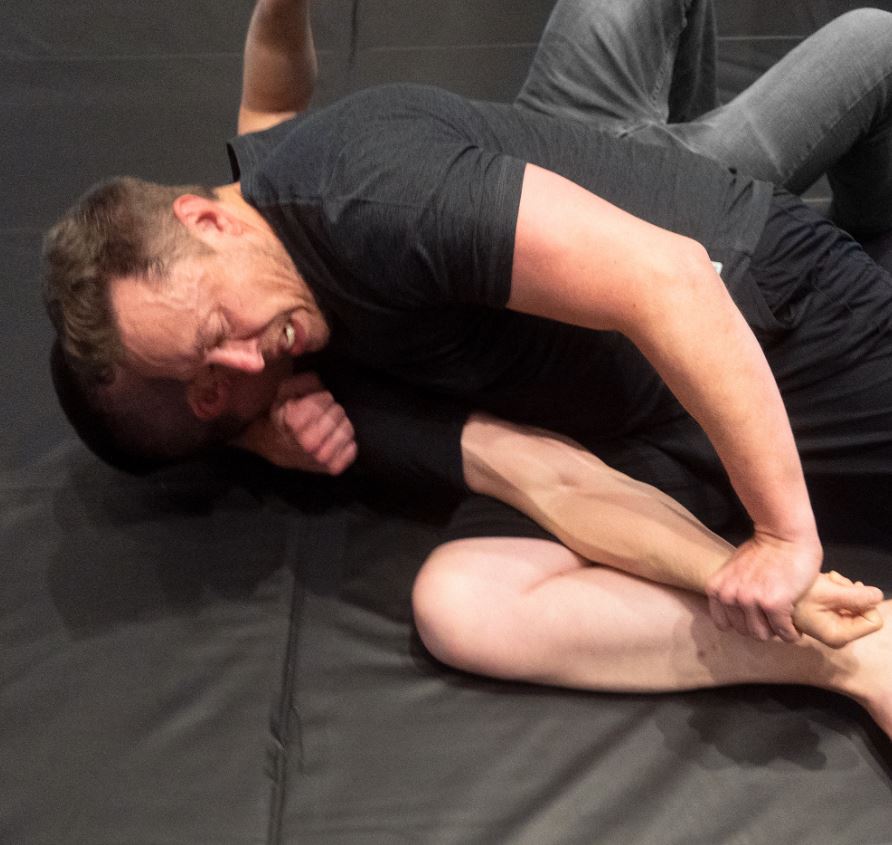 Elon Musk ‘impromptu’ practice with boxer jiujitsu black belt ahead of cage fight with Mark Zuckerberg 1