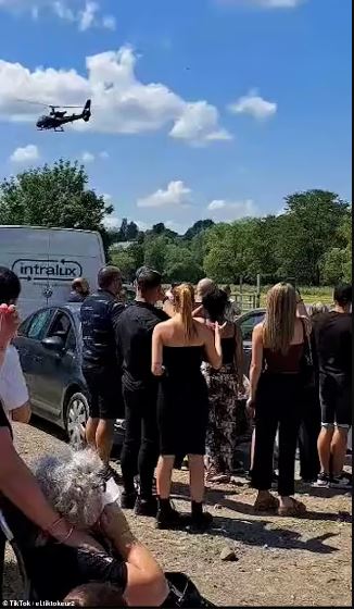 Man fakes his own death, then shocks his friends and family by turning up at his funeral 1