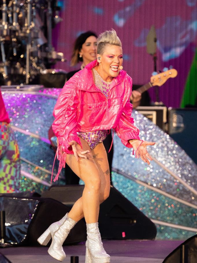 Singer Pink stunned as fan throws mother's ashes on-stage during her performance in London 6