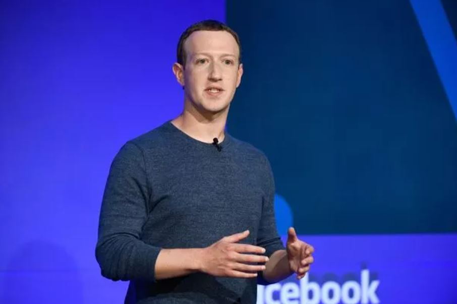 Mark Zuckerberg warns Facebook users about screenshots of their Facebook Messenger chats 5