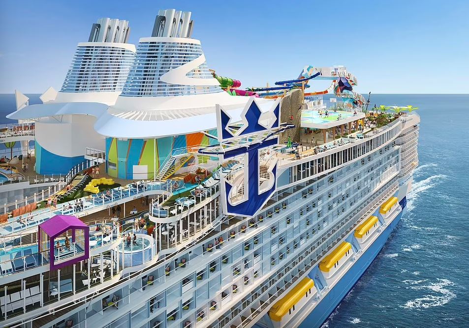 Spectacular images inside the icon of the seas, the world's largest cruise ship five times the size of the Titanic 8 Spectacular images inside the icon of the seas, the world's largest cruise ship five times the size of the Titanic 8