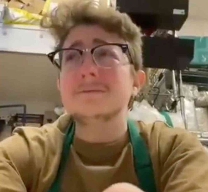 Starbucks worker breaks down in tears they’re scheduled to work eight-hour shifts 2