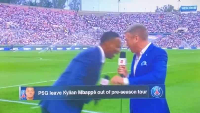 Shaka Hislop, former Premier League player, collapsed in live broadcast 3
