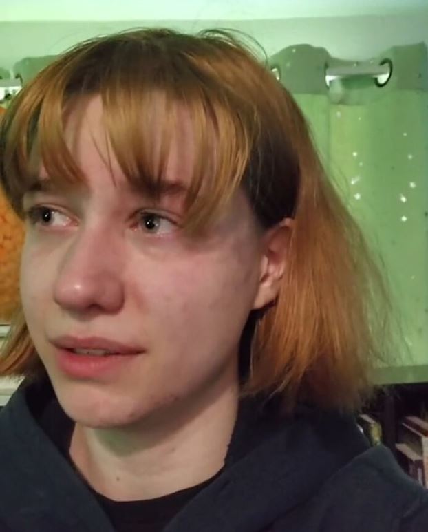 Woman who struggles with time blindness breaks down in tears in job interview 2