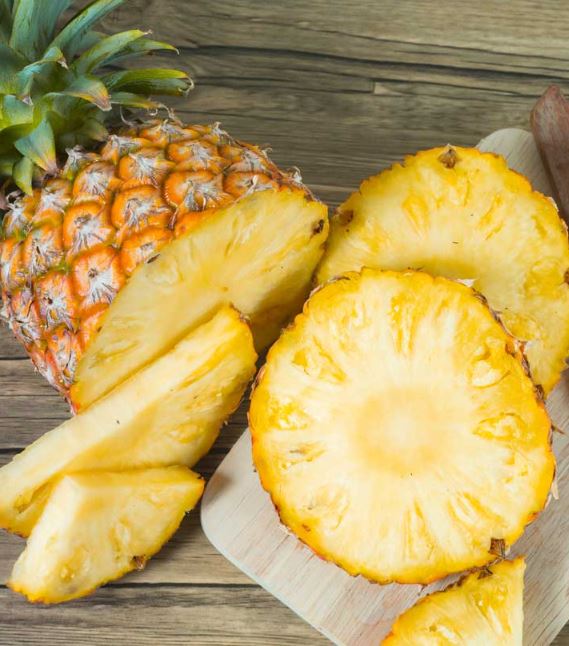 Here's the reason why eating far too much pineapple can make your tongue bleed 1