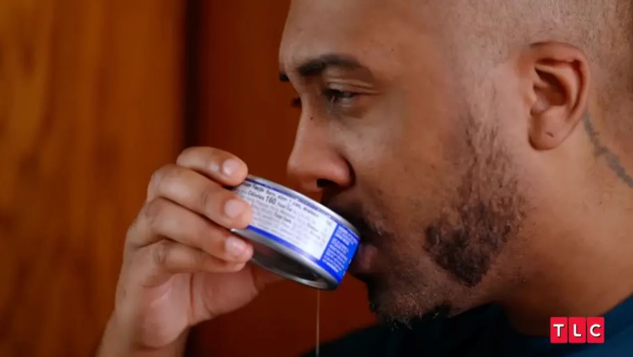 Man is addicted to smelling tuna, eating 15 cans every week, and drinking the juice straight out of the can 1