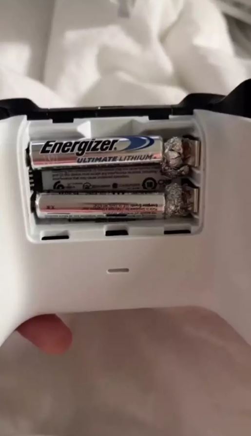 People are just realizing the genius way you can use AAA batteries instead of AA in devices 5