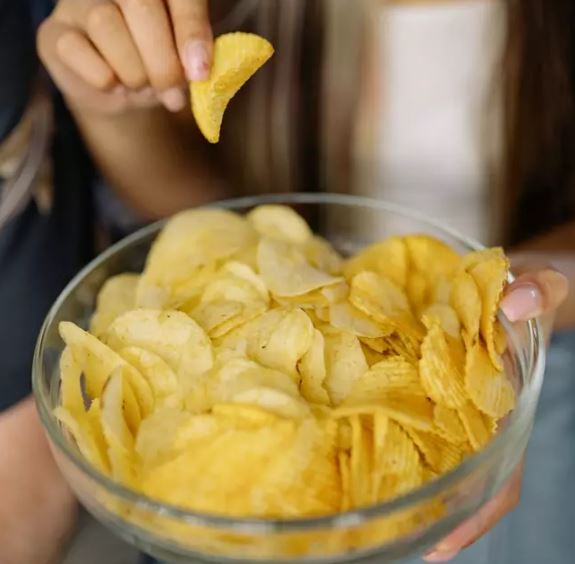 The real reason why packets of crisps always go out of date on a Saturday 2