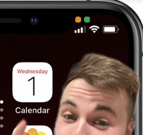 iPhone users explain the little orange dot at the top of your screen 5
