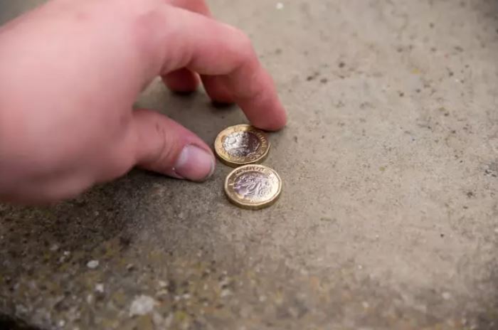 Legal expert warns why you should NEVER pick up money you find on the floor without trying to find owner 4