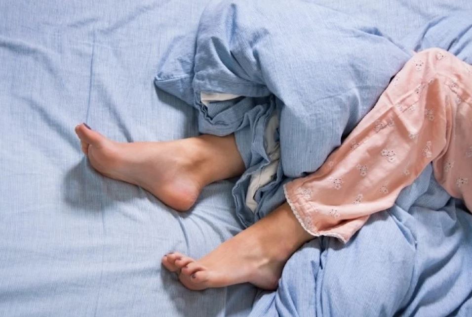 Why we should stick our foot out when sleeping at night? 1