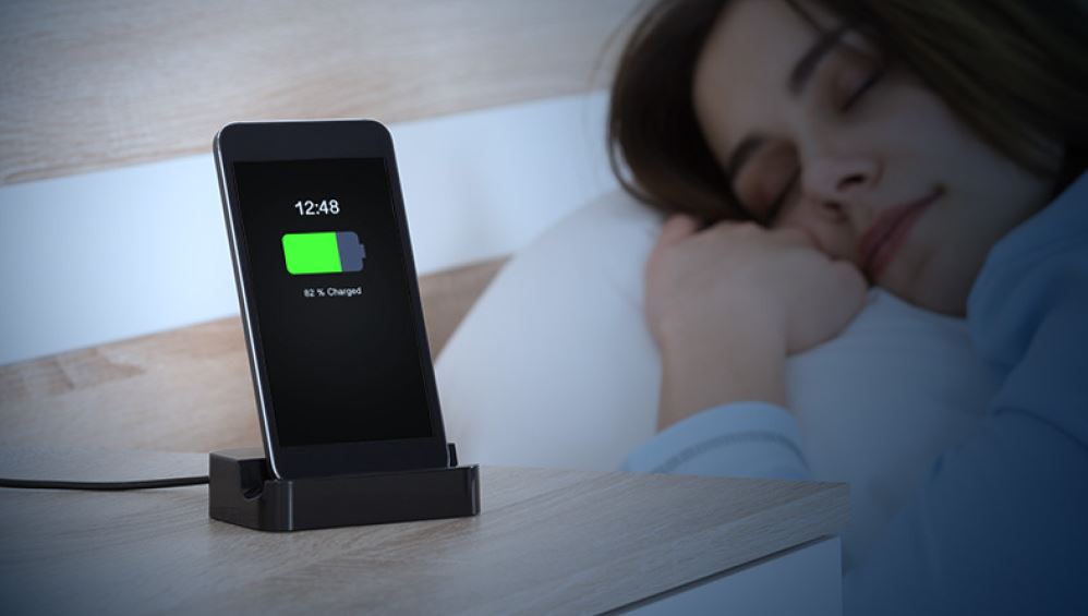 Here's the reason why people should never sleep next to their phone while it's charging 2