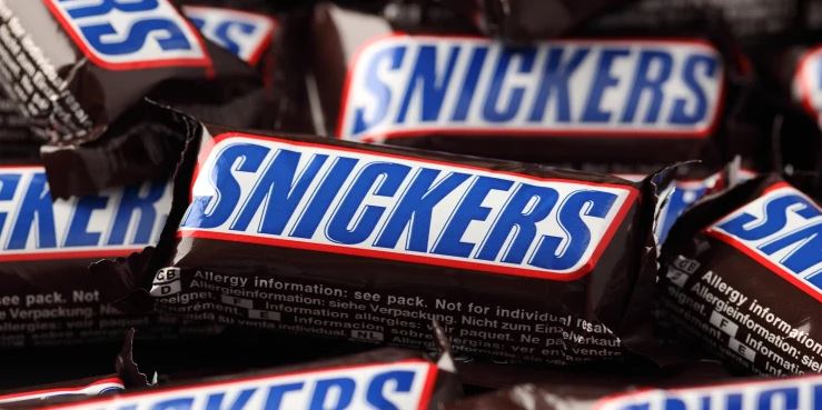 People are only now realizing the bizarre reason behind 'Snickers' name and it’s blowing their minds 6