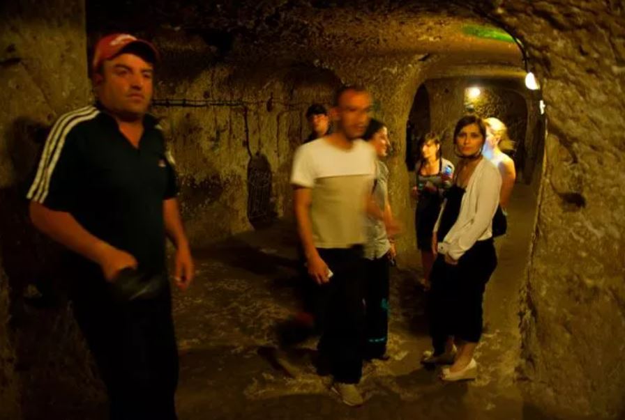 Man finds entire incredible underground city that runs 18 storeys deep under his basement 2