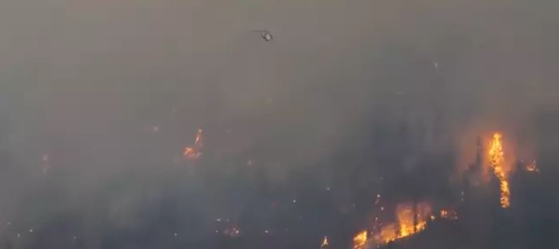 VIDEO: Plane shows what wildfires look like 30,000ft in the air 5
