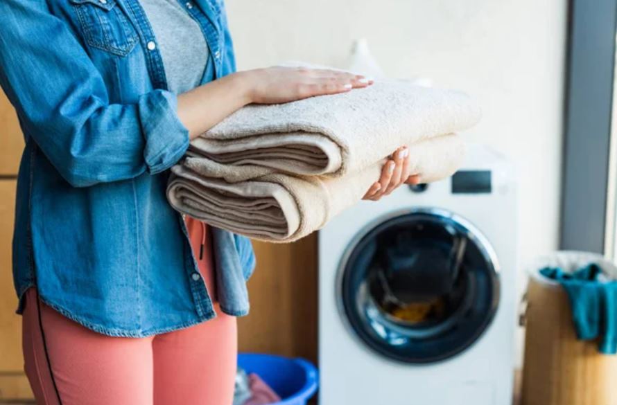 Expert shares how often you should wash towels when people admit to only washing them four times a year 2