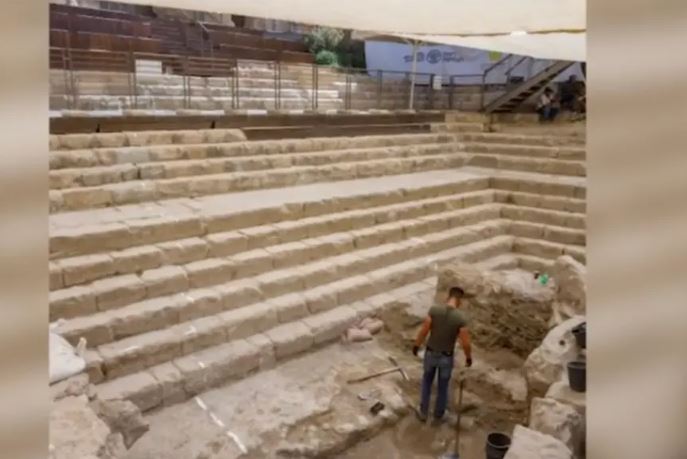  Biblical site where Jesus is said to have 'healed blind man' unearthed after 2,000 years 1