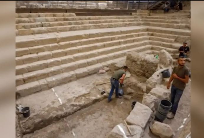  Biblical site where Jesus is said to have 'healed blind man' unearthed after 2,000 years 2