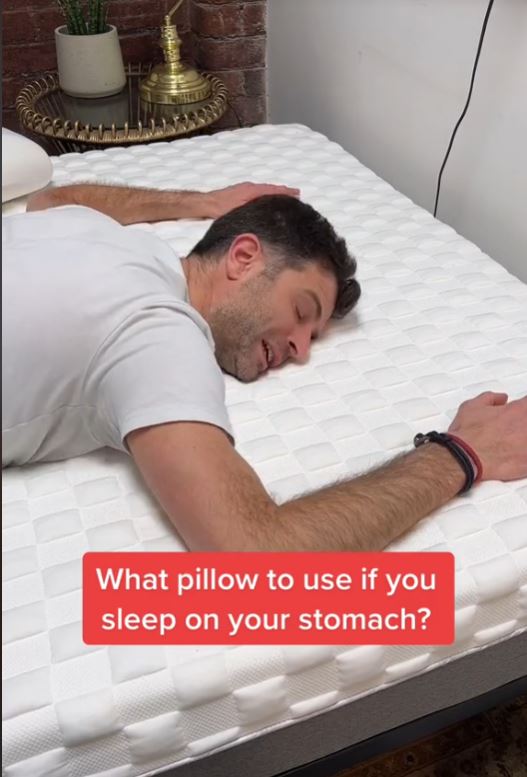 Sleep experts explain why you should not sleep on your stomach 1 Sleep experts explain why you should not sleep on your stomach 1
