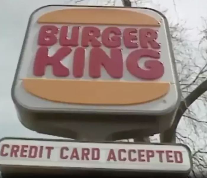 People baffled by video of customers reacting to credit cards being accepted at Burger King in 1993 2