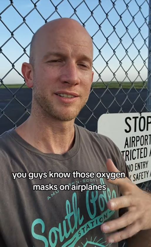 People were stunned after learning plane oxygen masks on planes aren't connected to an air tank at all 1