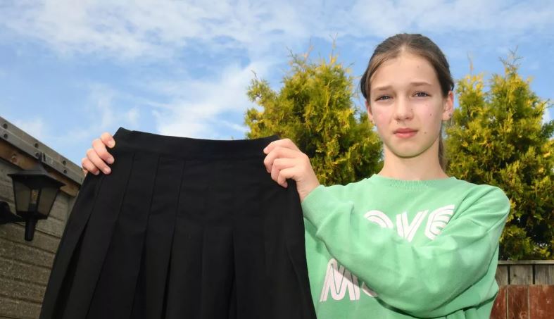 Schoolgirl left in tears at being put in isolation for Asda skirt as teacher 'checks label' 1