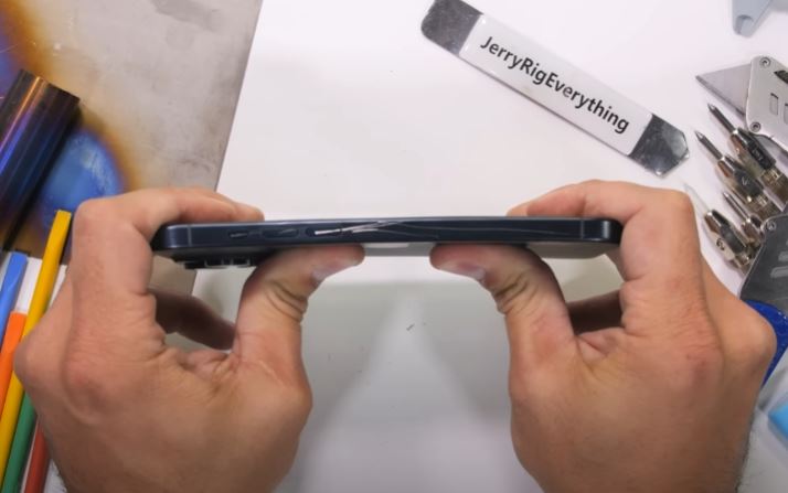 iPhone 15 Pro Max fails the bend test after the user breaks it with bare hands 2